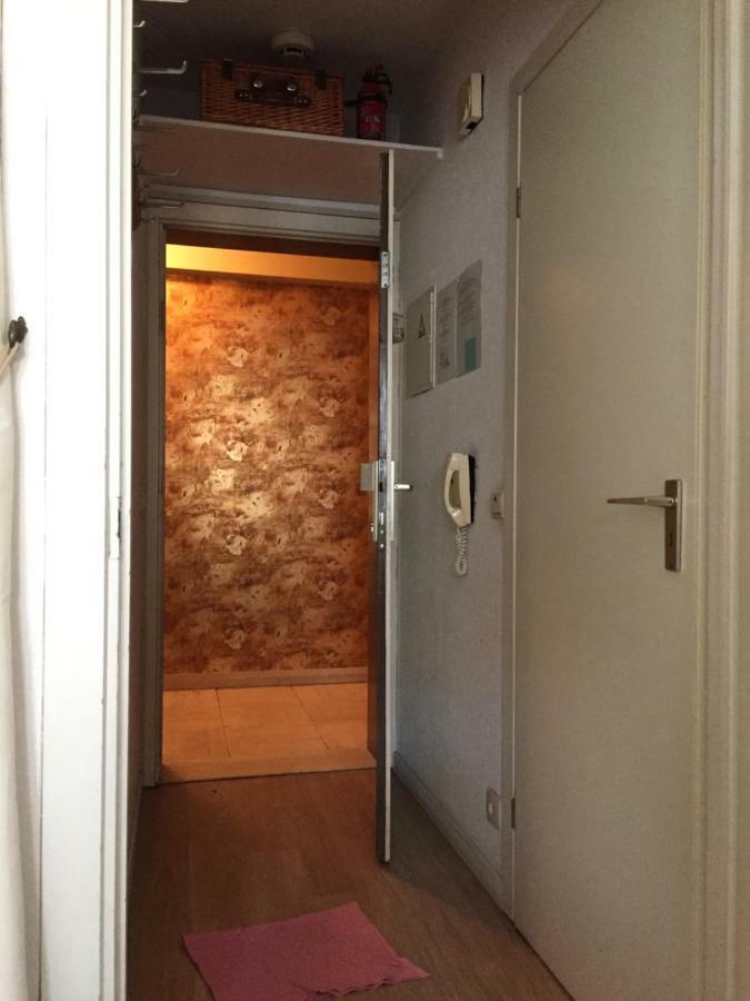 Studio Oostende Budget Apartment Exterior photo
